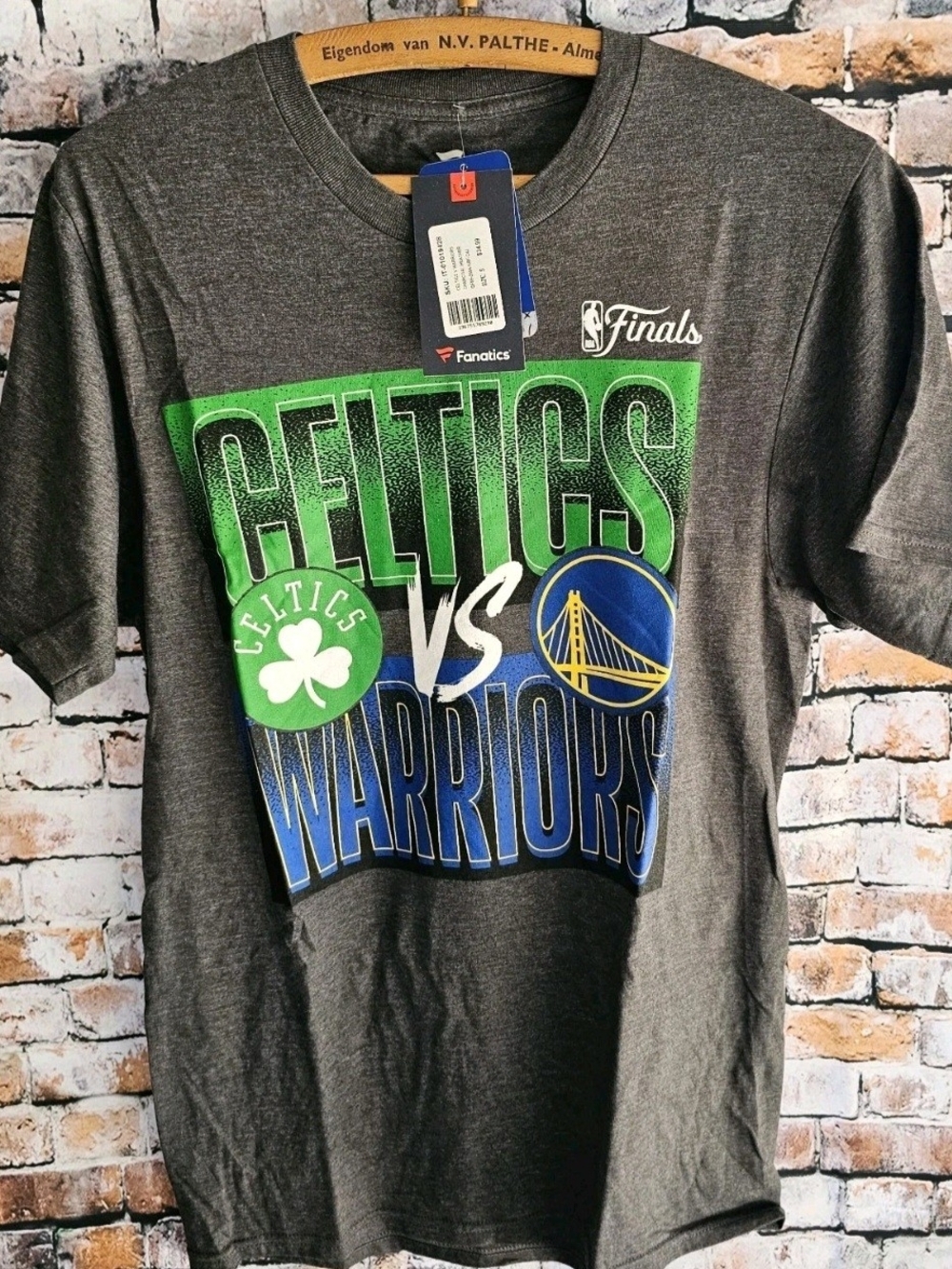 NWT Mens Fanatics NBA Finals Celtics VS. Warriors SZ Small 0067
